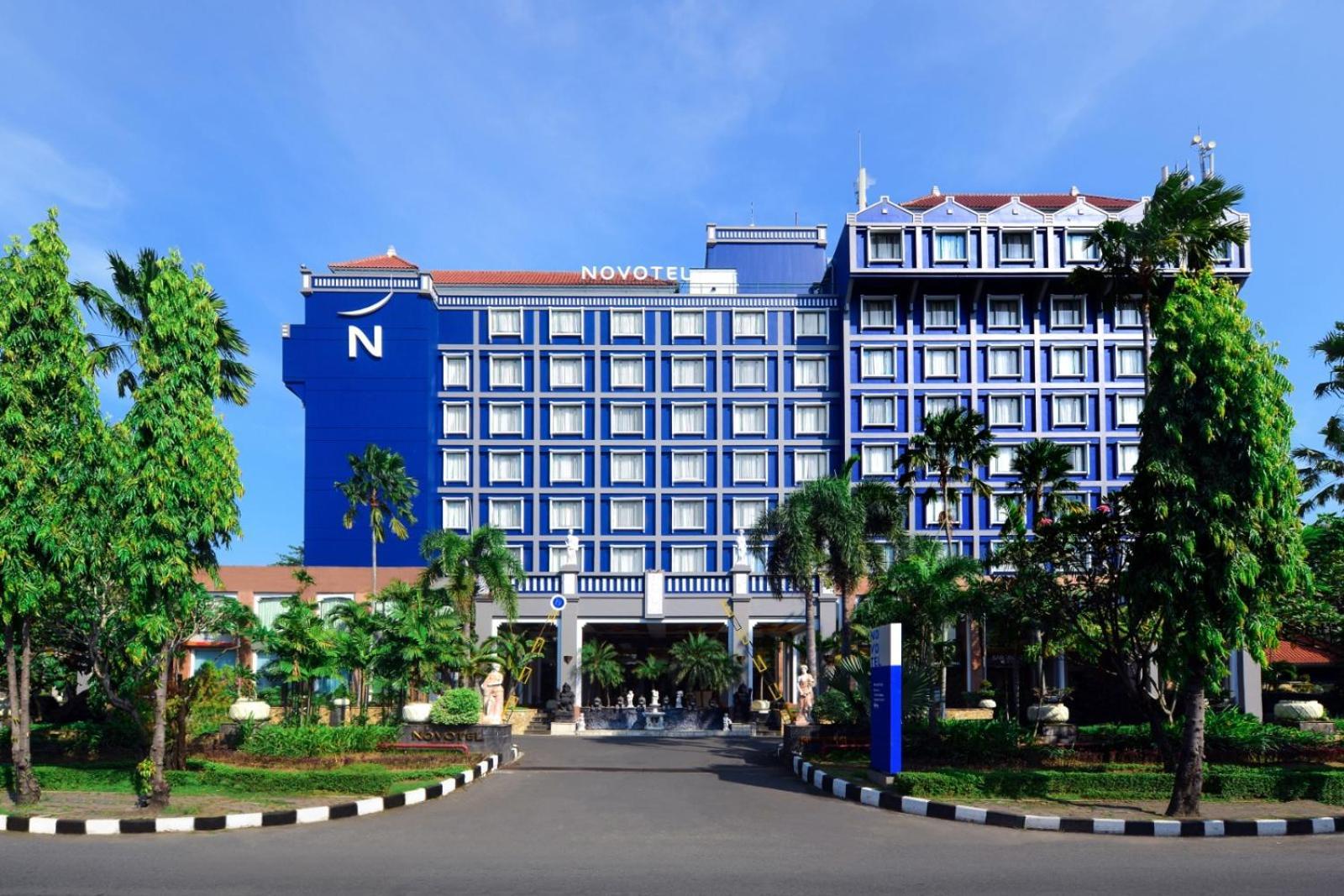 Novotel Solo Exterior photo